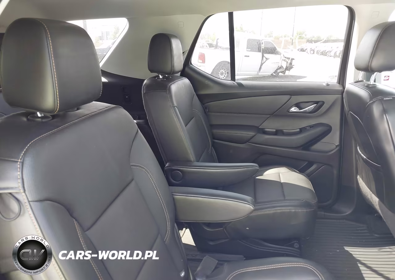 2019 Chevrolet Traverse Premier VIN:1GNEVKKW0KJ175163 - 8