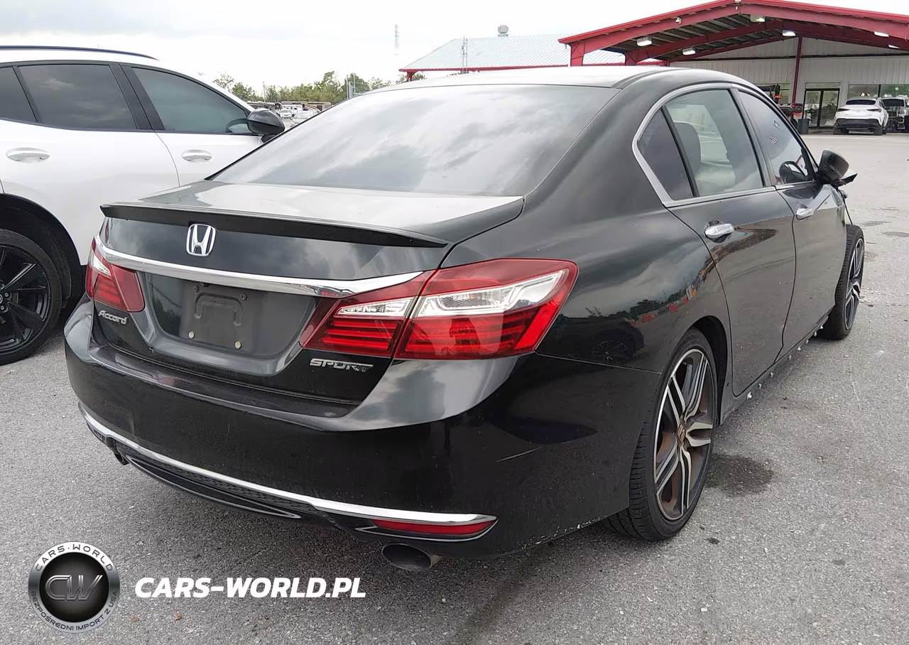 2016 Honda Accord Sport VIN:1HGCR2F56GA241228 - 4