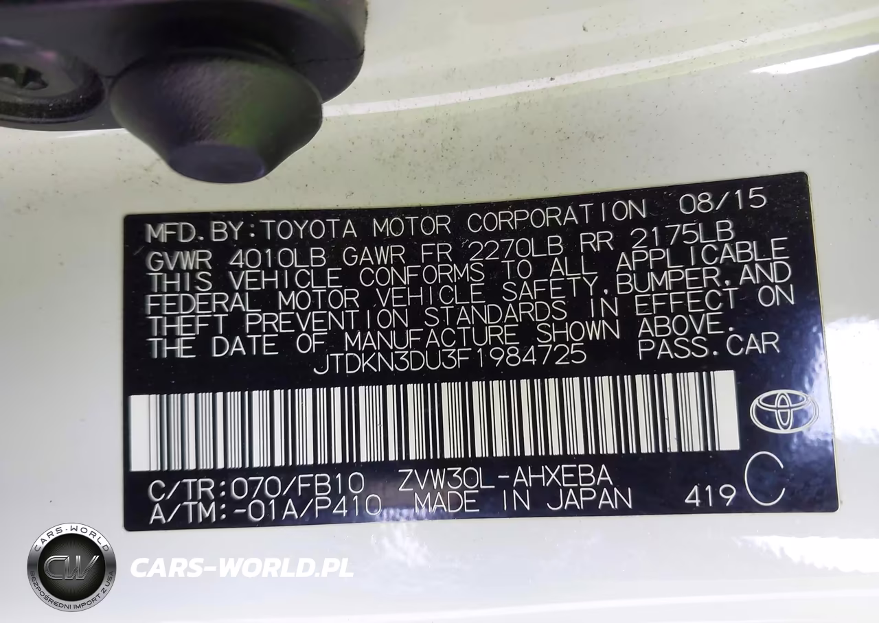2015 Toyota Prius Two VIN:JTDKN3DU3F1984725 - 9