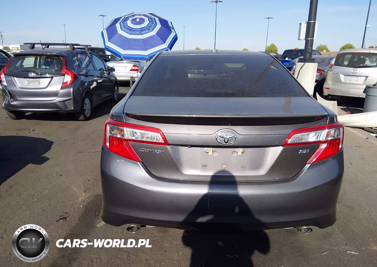 2014 Toyota Camry Se V6 VIN:4T1BK1FK6EU552809 - 16