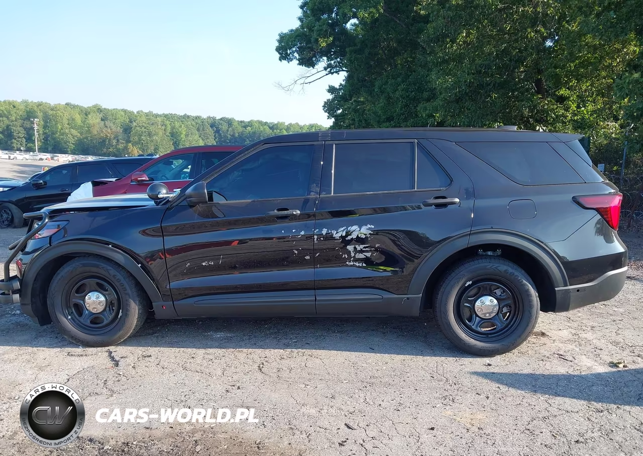 2025 Ford Police Interceptor Utility VIN:1FM5K8AC3SGC12288 - 14