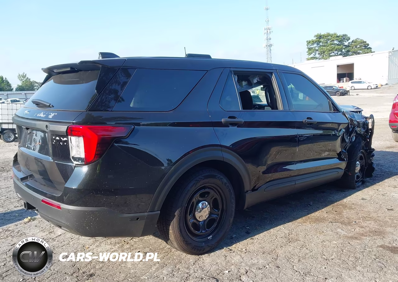 2025 Ford Police Interceptor Utility VIN:1FM5K8AC3SGC12288 - 18
