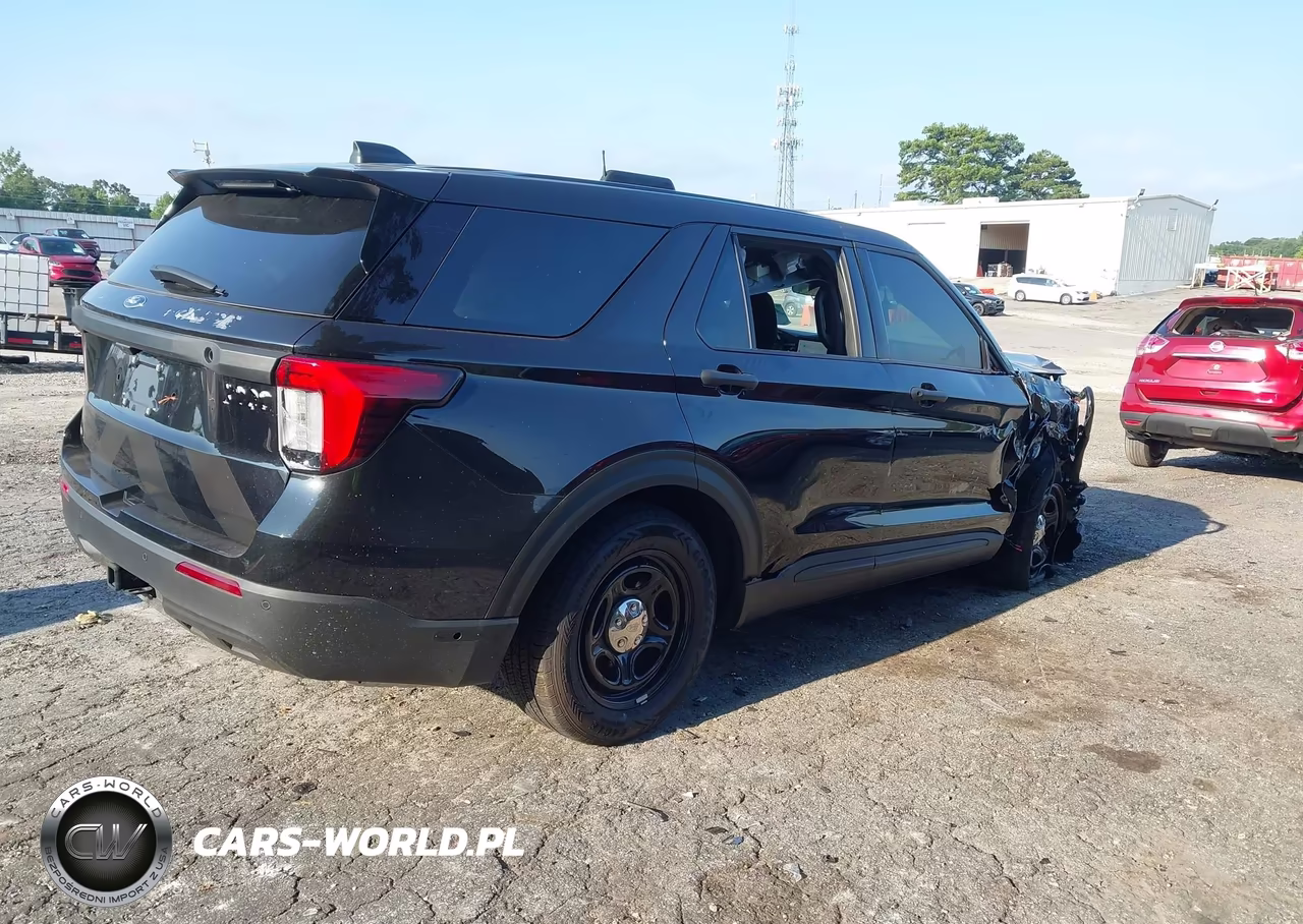 2025 Ford Police Interceptor Utility VIN:1FM5K8AC3SGC12288 - 4