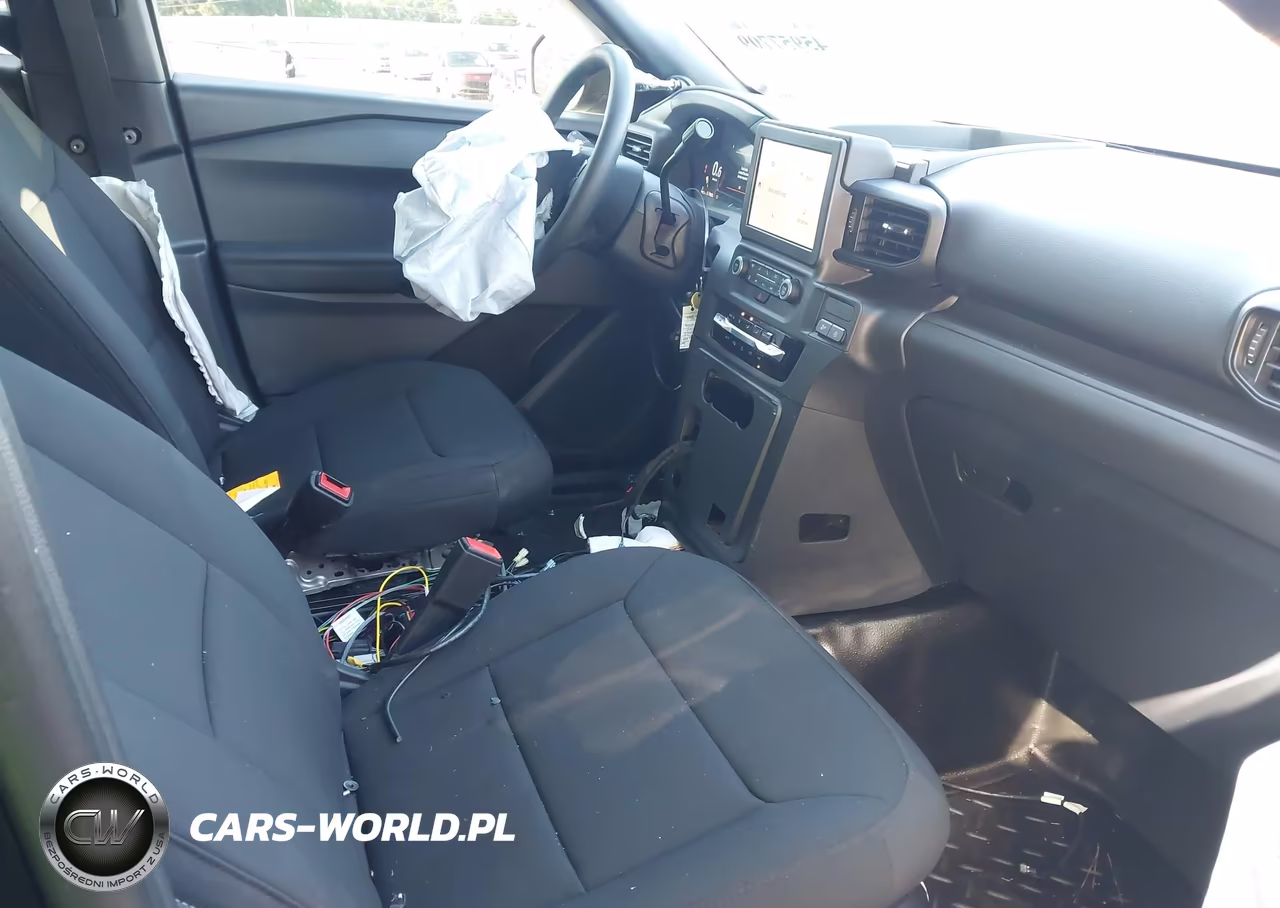 2025 Ford Police Interceptor Utility VIN:1FM5K8AC3SGC12288 - 5