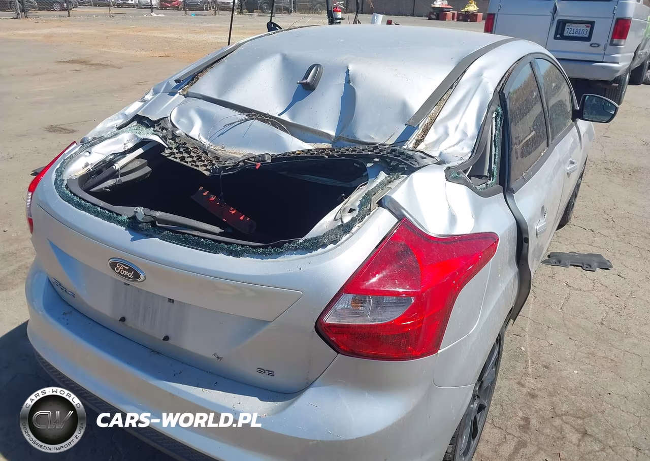 2013 Ford Focus Se VIN:1FADP3K20DL319616 - 6