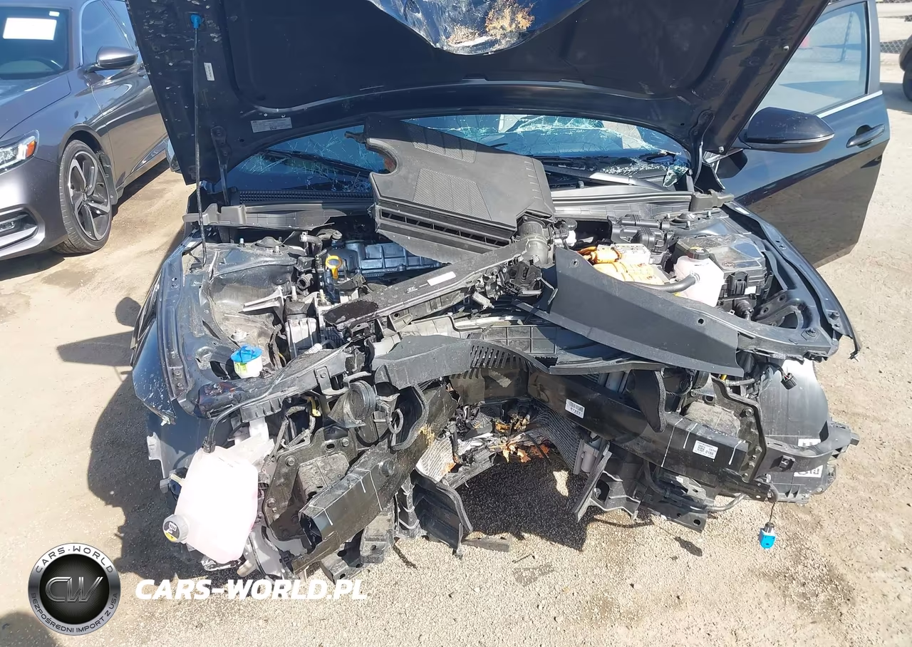 2025 Hyundai Elantra Hybrid Limited VIN:KMHLN4DJ4SU130055 - 10
