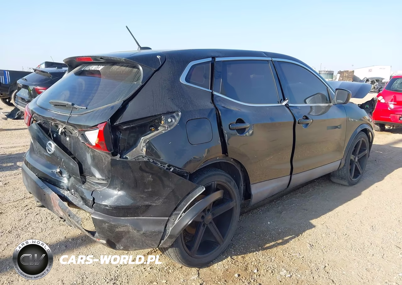 2019 Nissan Rogue Sport S VIN:JN1BJ1CP0KW225574 - 4