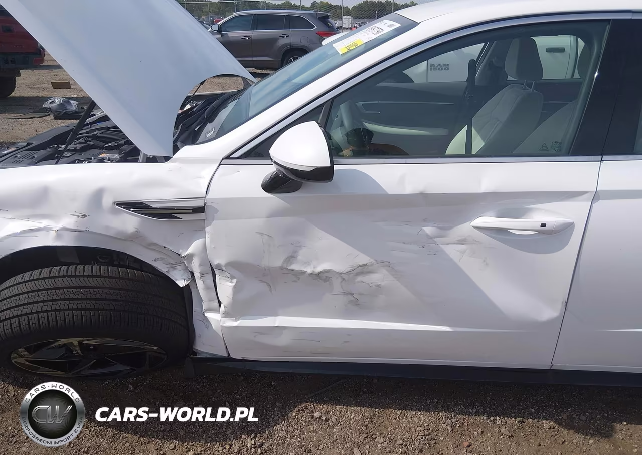 2026 Hyundai Sonata Sel Sport VIN:KMHL64JA5TA590720 - 6