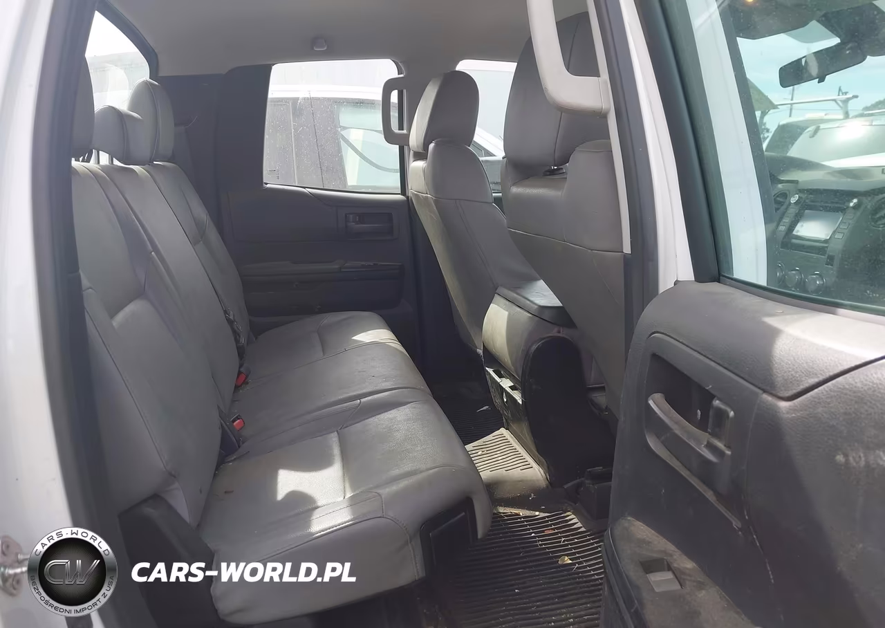 2018 Toyota Tundra Sr 5.7L V8 VIN:5TFTY5F17JX009841 - 8