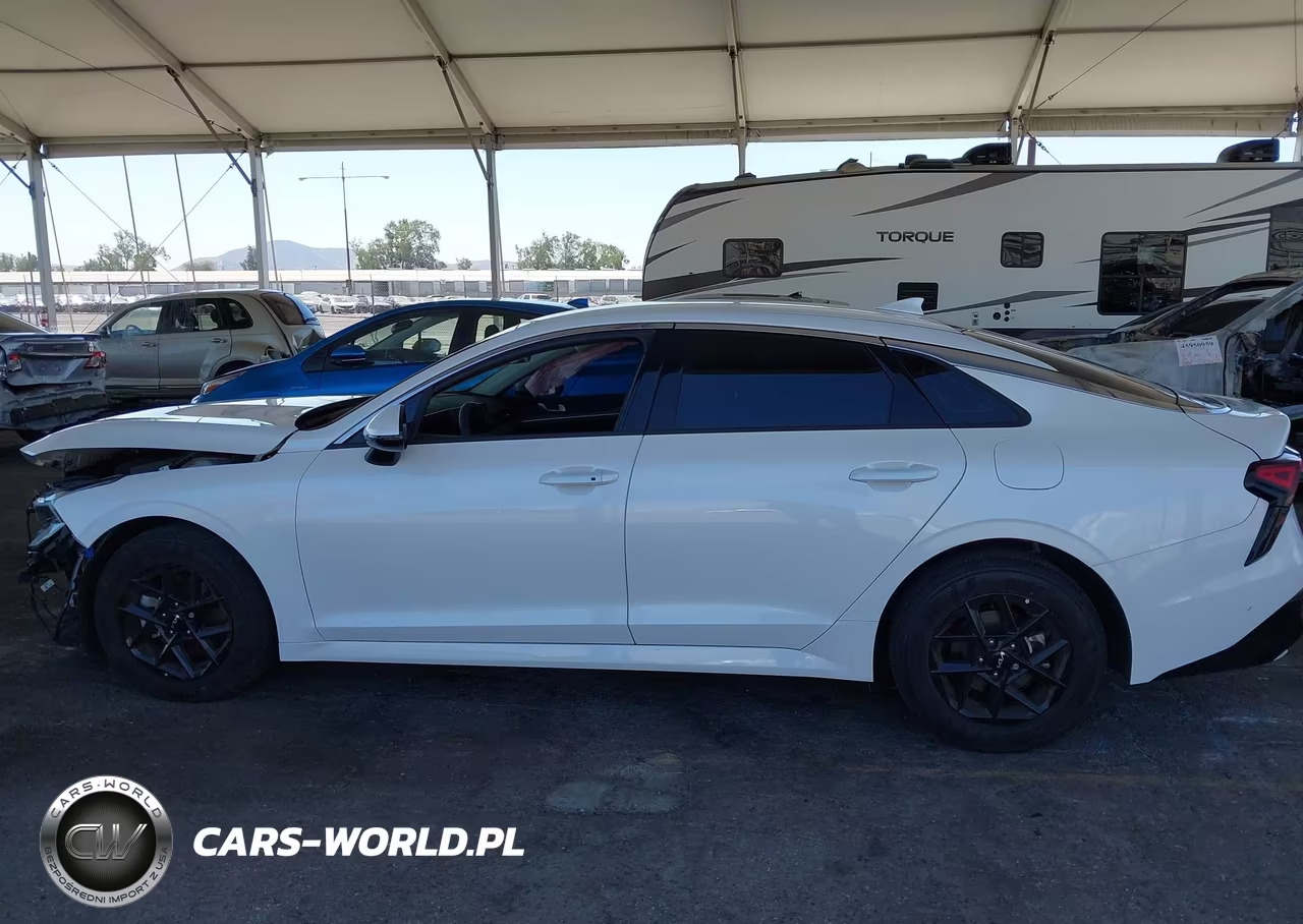 2025 Kia K5 Lxs VIN:KNAG24J75S5269562 - 14