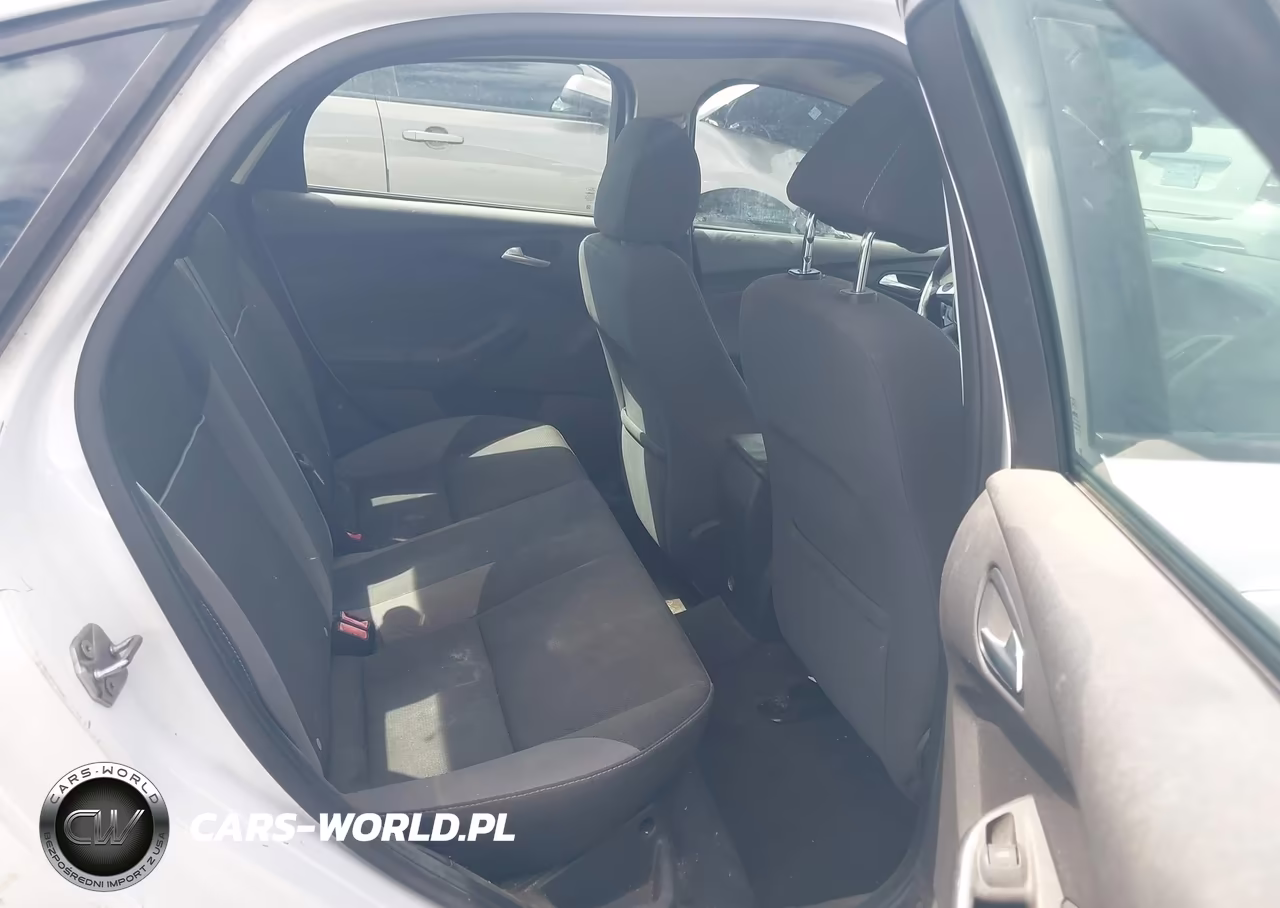 2013 Ford Focus Se VIN:1FADP3F25DL165091 - 8