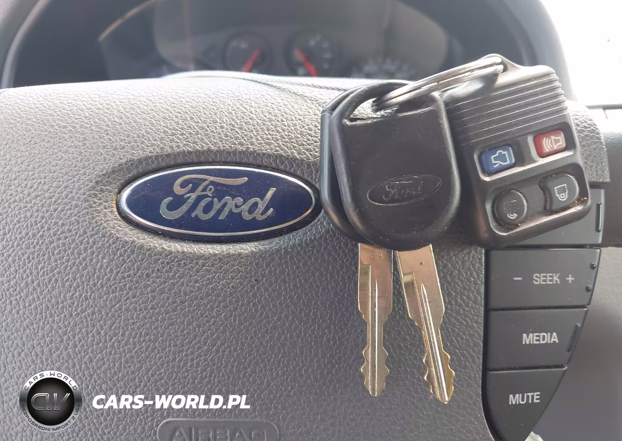 2005 Ford Freestyle Sel VIN:1FMZK02185GA37444 - 11