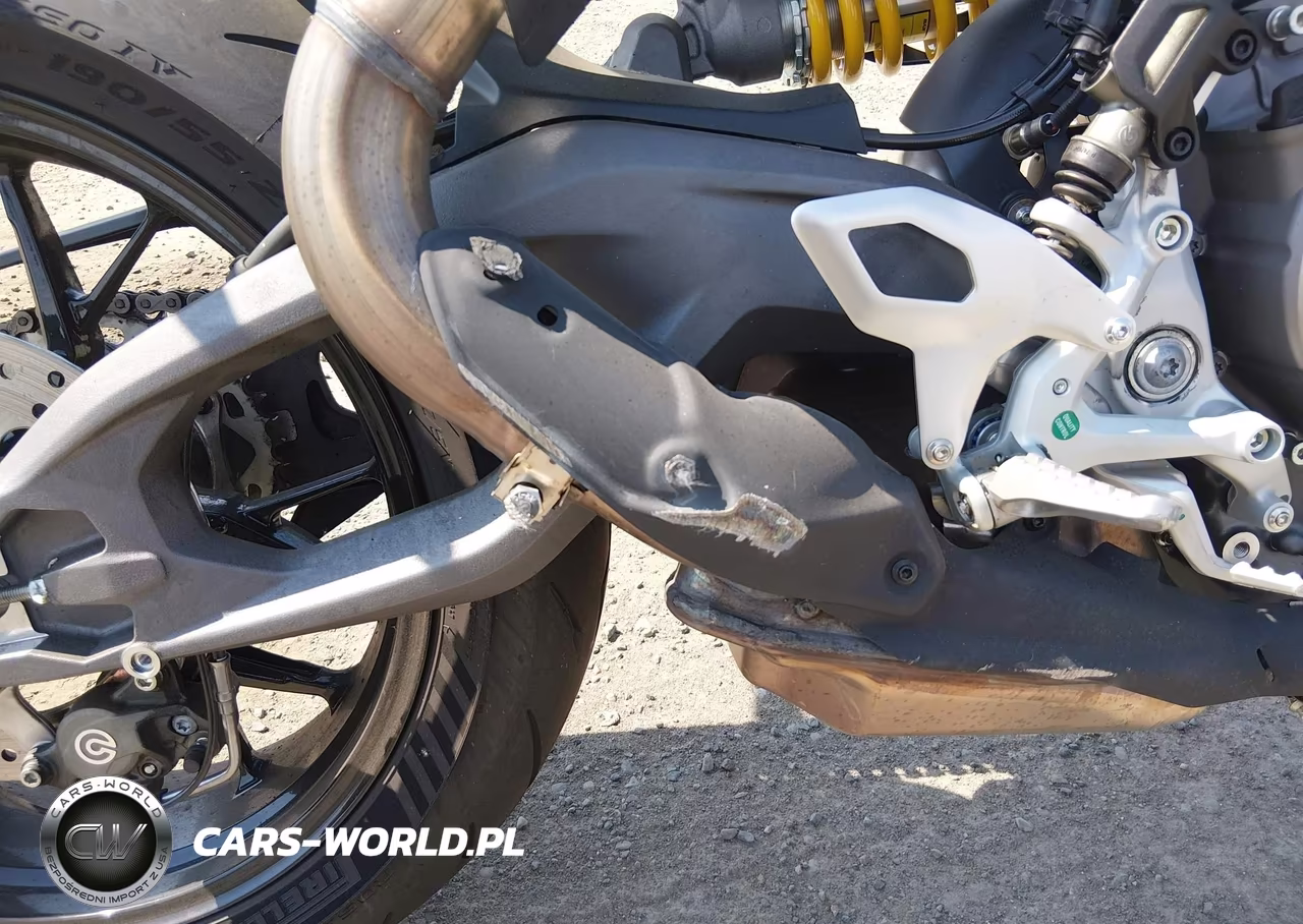 2026 Ducati Streetfighter V2-V2 S VIN:ZDMFAU8T7TB001821 - 15