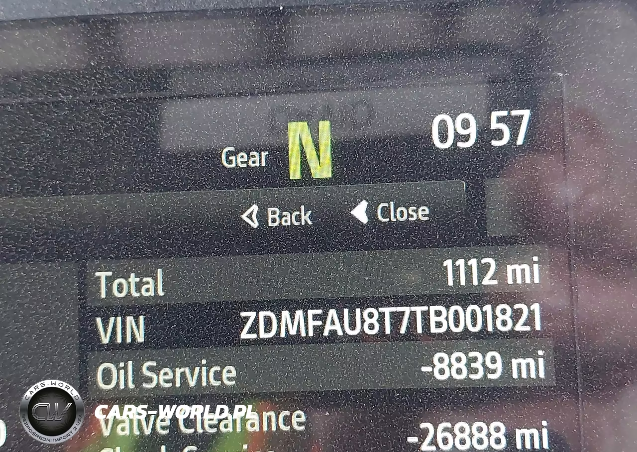 2026 Ducati Streetfighter V2-V2 S VIN:ZDMFAU8T7TB001821 - 7