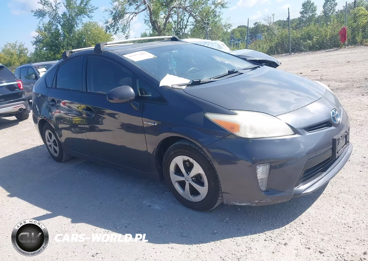2013 Toyota Prius Two – zdjęcie 1 z 16