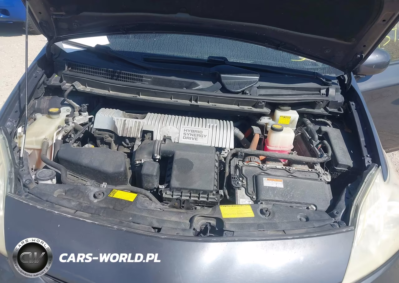 2013 Toyota Prius Two VIN:JTDKN3DU1D5597094 - 10