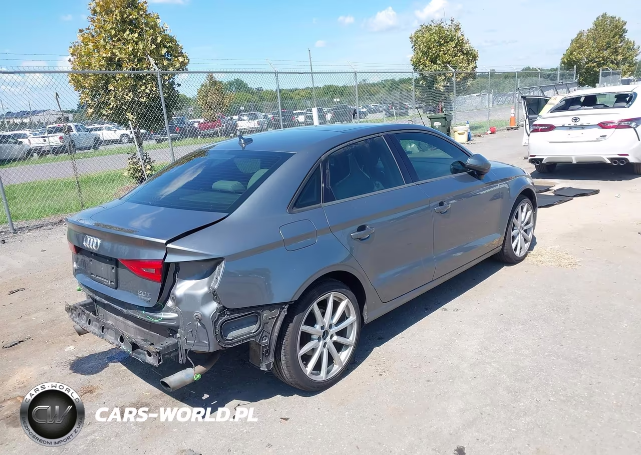 2015 Audi A3 2.0T Premium VIN:WAUBFGFF3F1100606 - 4
