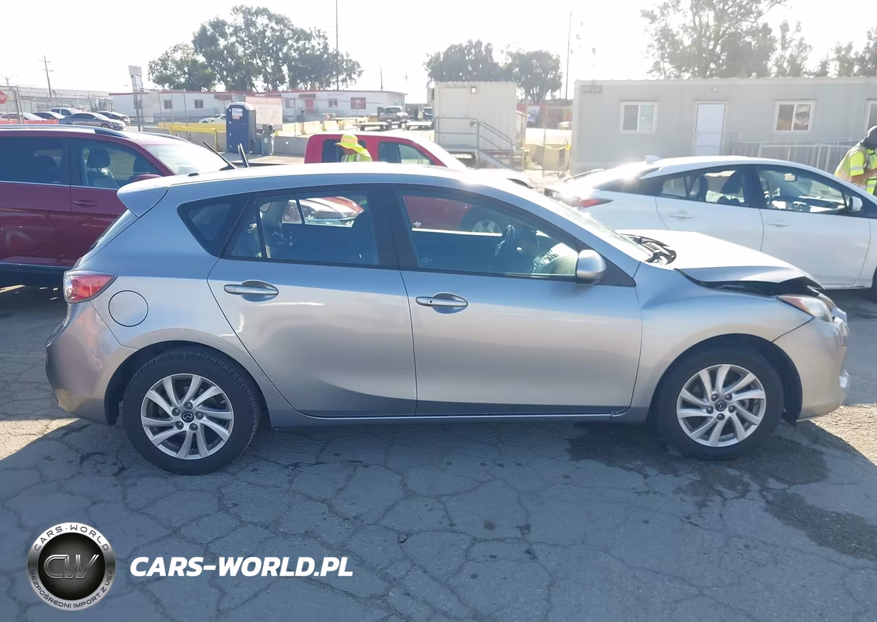 2013 Mazda Mazda3 I Touring VIN:JM1BL1LP3D1825318 - 13
