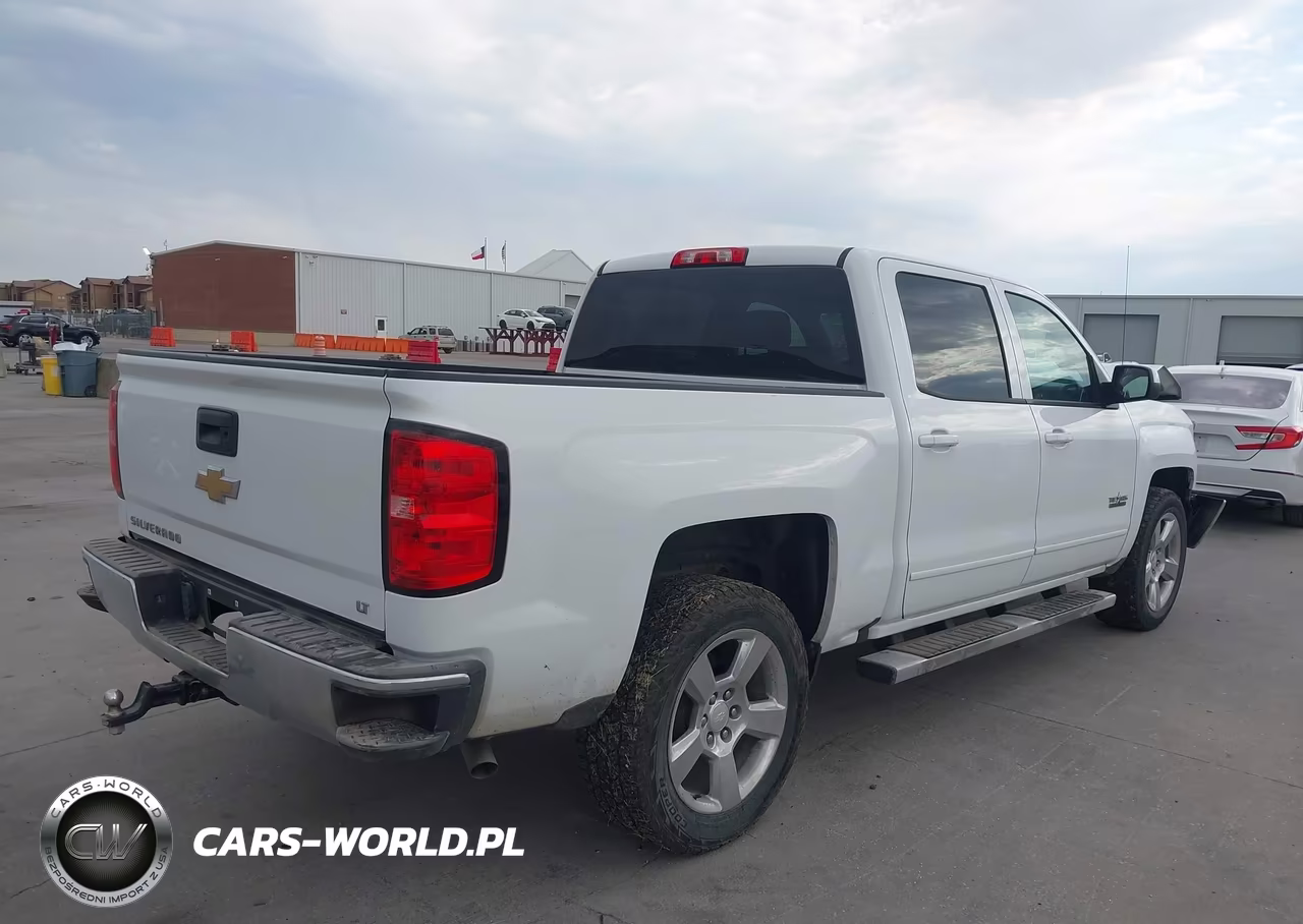 2018 Chevrolet Silverado 1500 1Lt VIN:3GCPCREC4JG618254 - 4