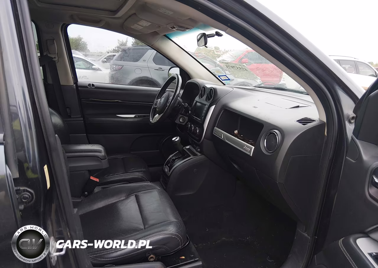 2015 Jeep Compass High Altitude Edition VIN:1C4NJCEA4FD121945 - 5