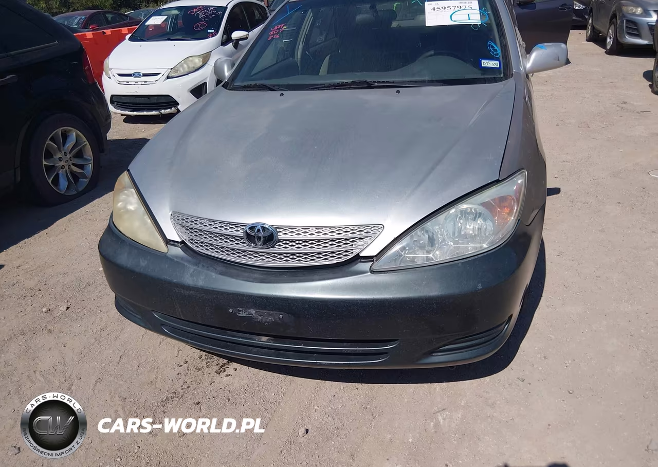 2002 Toyota Camry Le VIN:4T1BE32K42U618892 - 6