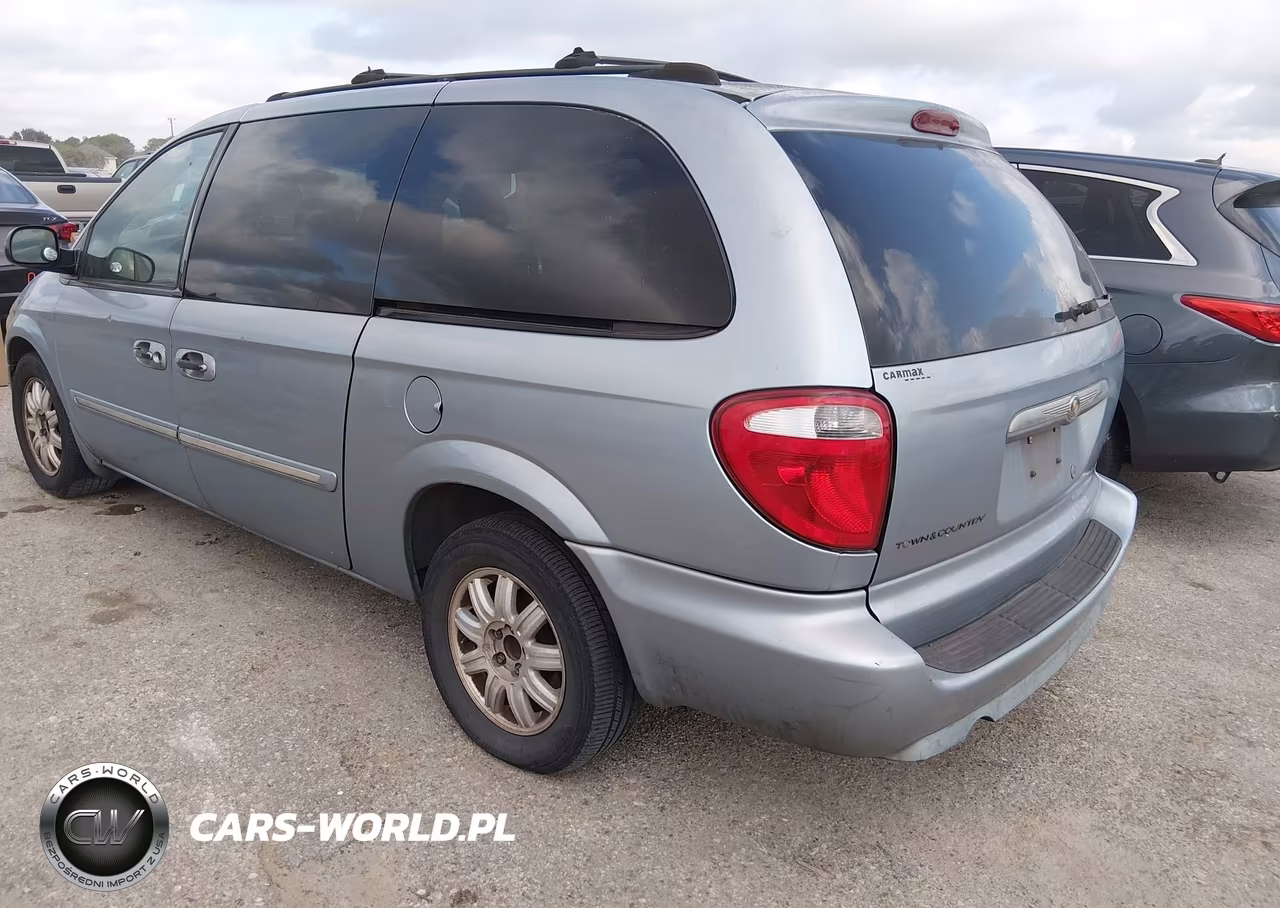 2006 Chrysler Town & Country Touring VIN:2A8GP54LX6R656340 - 3