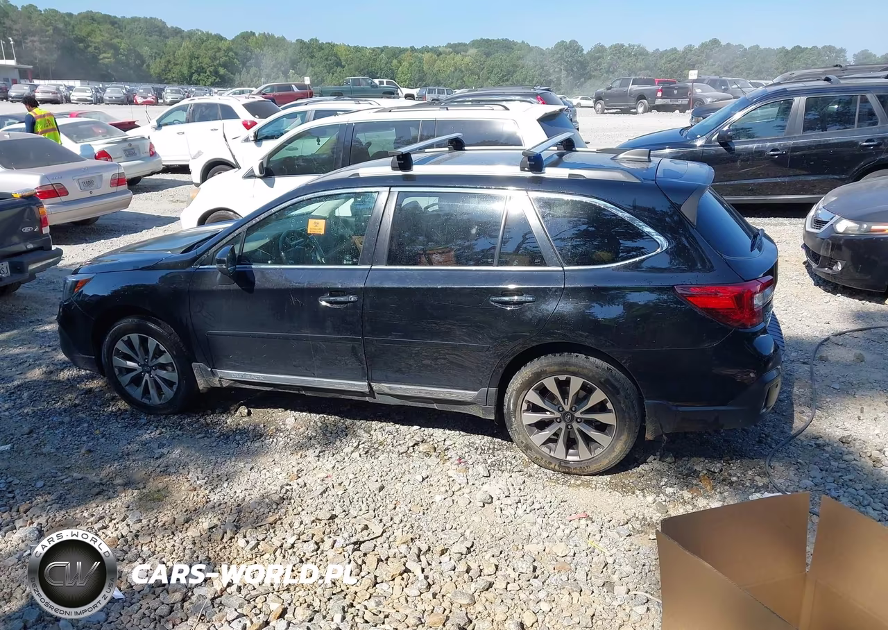 2018 Subaru Outback 2.5I Touring VIN:4S4BSATC1J3227966 - 13