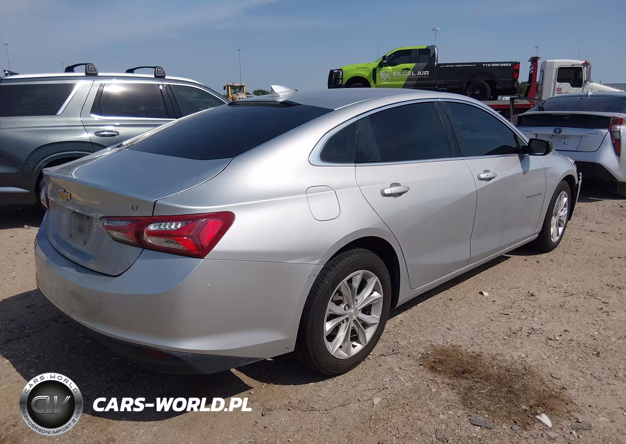 2019 Chevrolet Malibu Lt VIN:1G1ZD5ST2KF161751 - 4