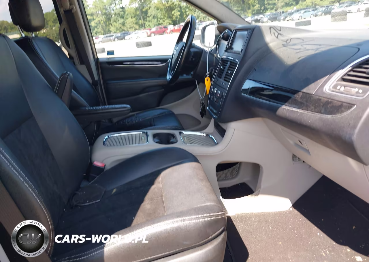 2018 Dodge Grand Caravan Sxt VIN:2C4RDGCG4JR206829 - 5