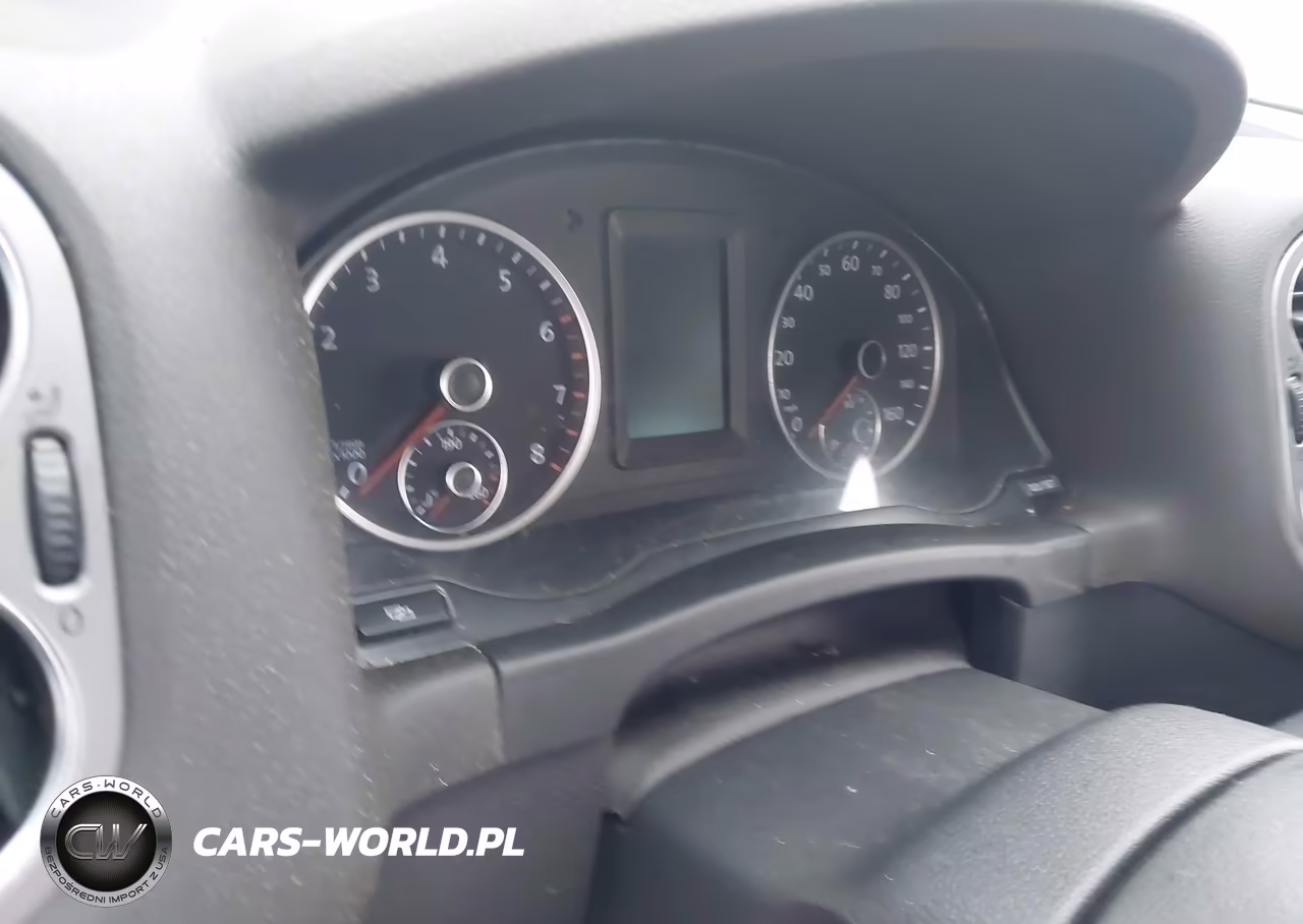 2010 Volkswagen Tiguan Wolfsburg Edition VIN:WVGAV7AX6AW524225 - 7