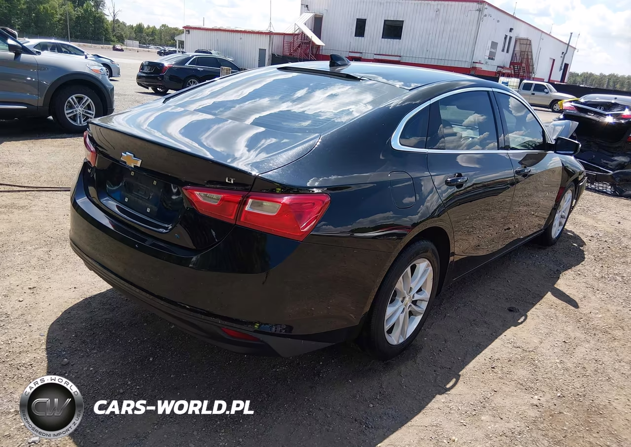 2018 Chevrolet Malibu Lt VIN:1G1ZD5ST7JF123432 - 4