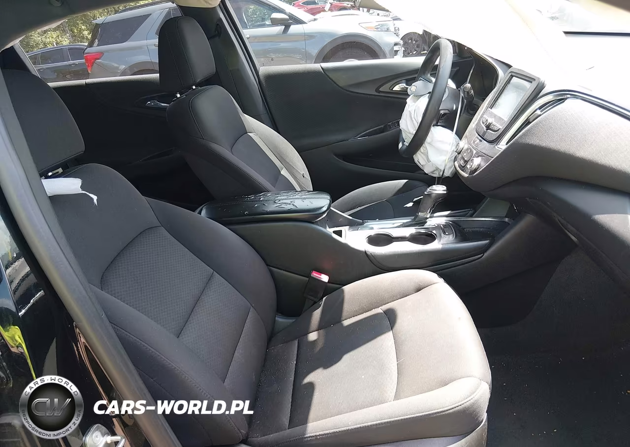 2018 Chevrolet Malibu Lt VIN:1G1ZD5ST7JF123432 - 5
