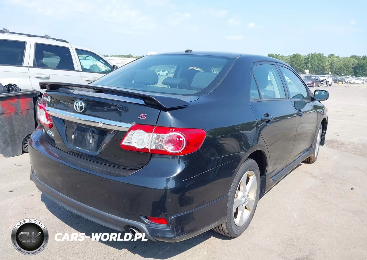 2011 Toyota Corolla S VIN:2T1BU4EE1BC572874 - 4