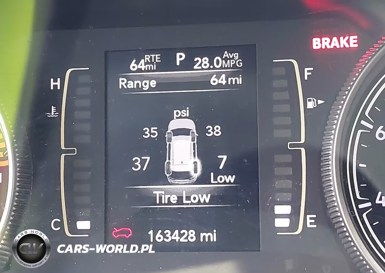 2019 Jeep Cherokee Latitude 4X4 VIN:1C4PJMCB5KD347688 - 15