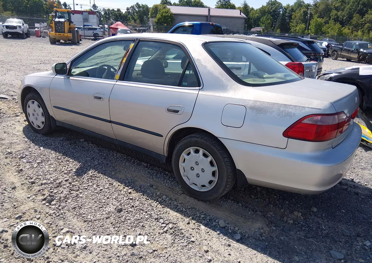 1998 Honda Accord Lx VIN:1HGCG5643WA156618 - 3