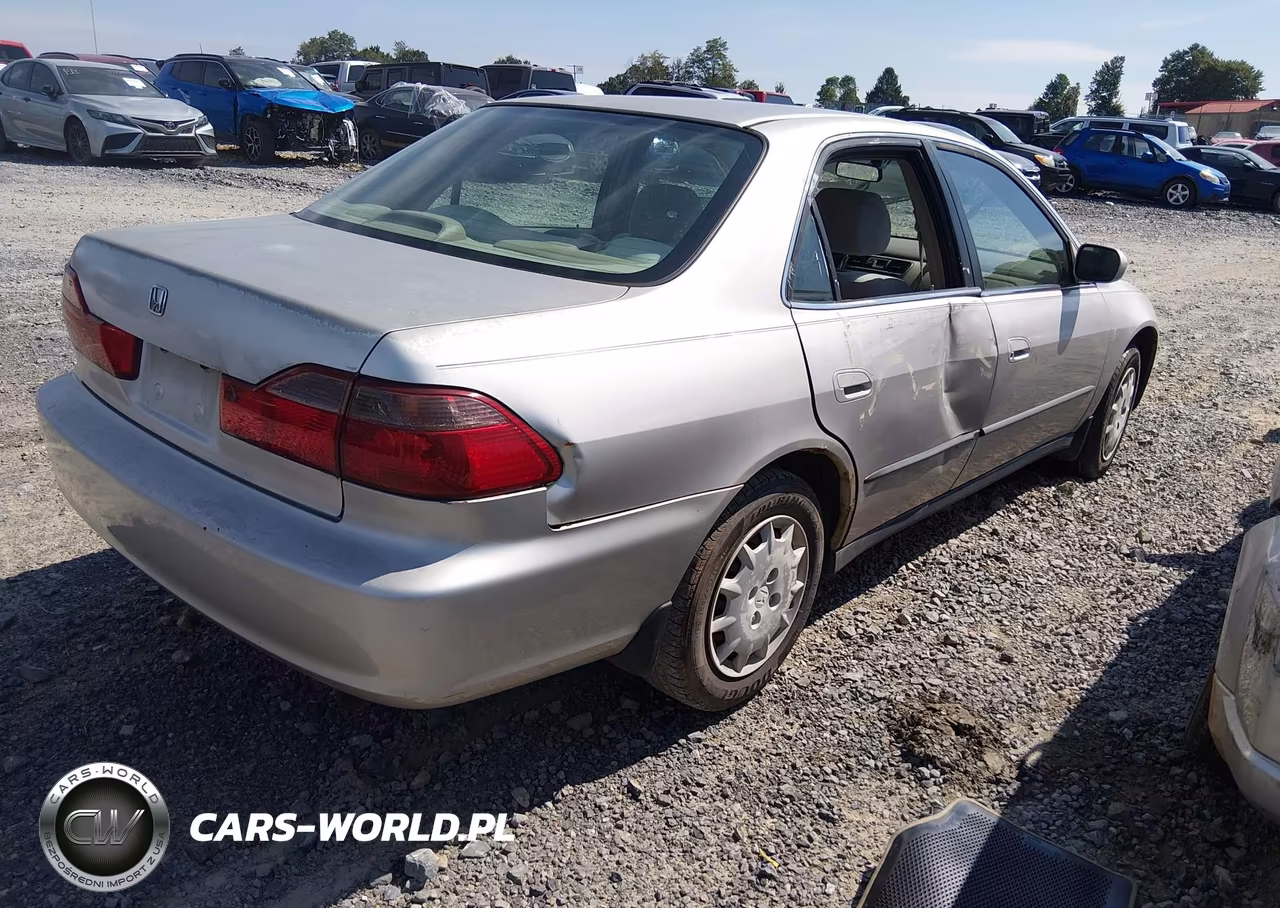 1998 Honda Accord Lx VIN:1HGCG5643WA156618 - 4