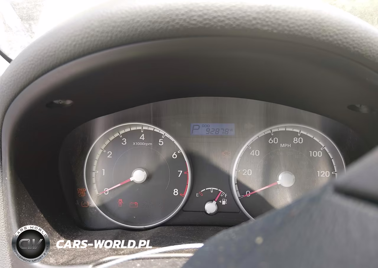 2010 Hyundai Accent Gs VIN:KMHCM3AC2AU165842 - 7