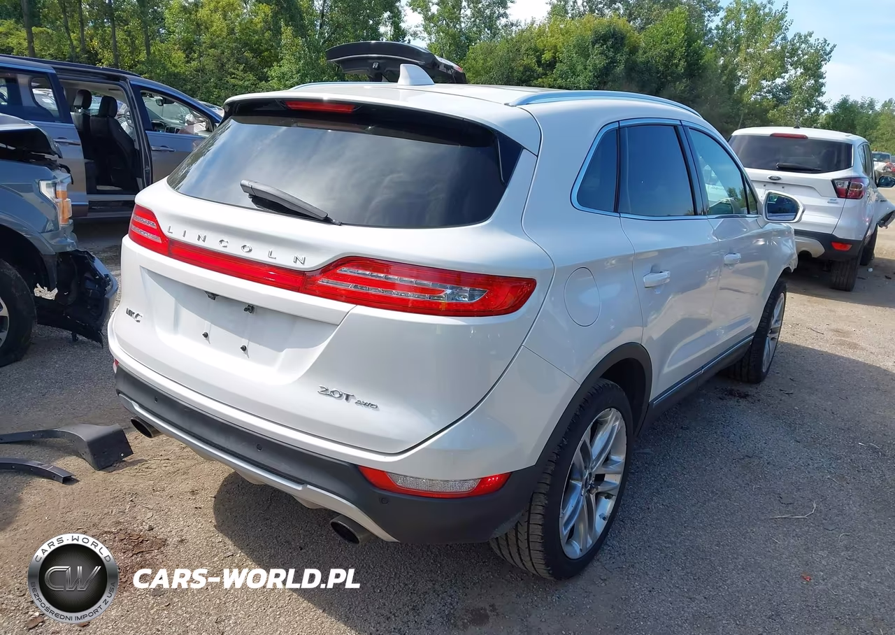 2018 Lincoln Mkc Reserve VIN:5LMCJ3D97JUL19385 - 4