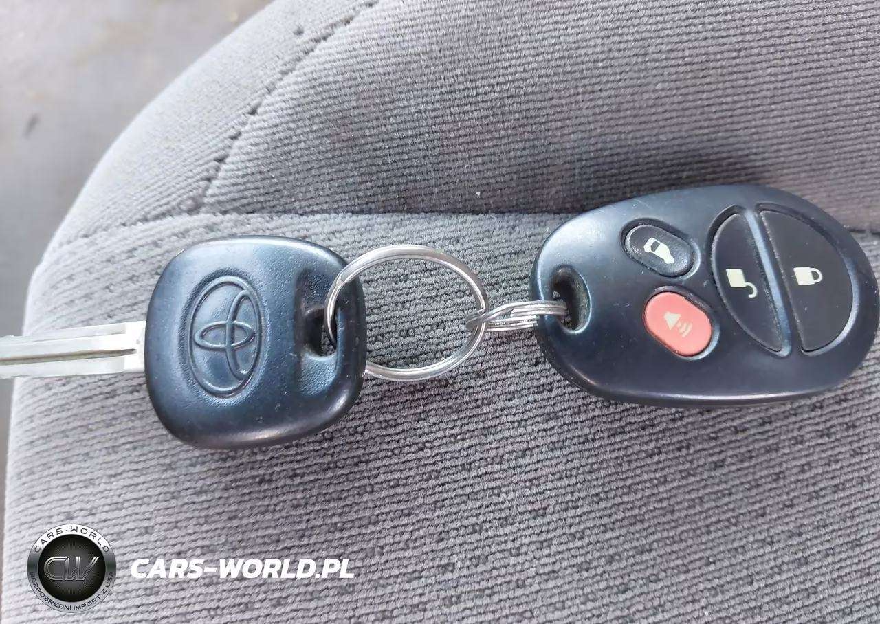 2004 Toyota Sienna Le VIN:5TDZA23C04S087231 - 11