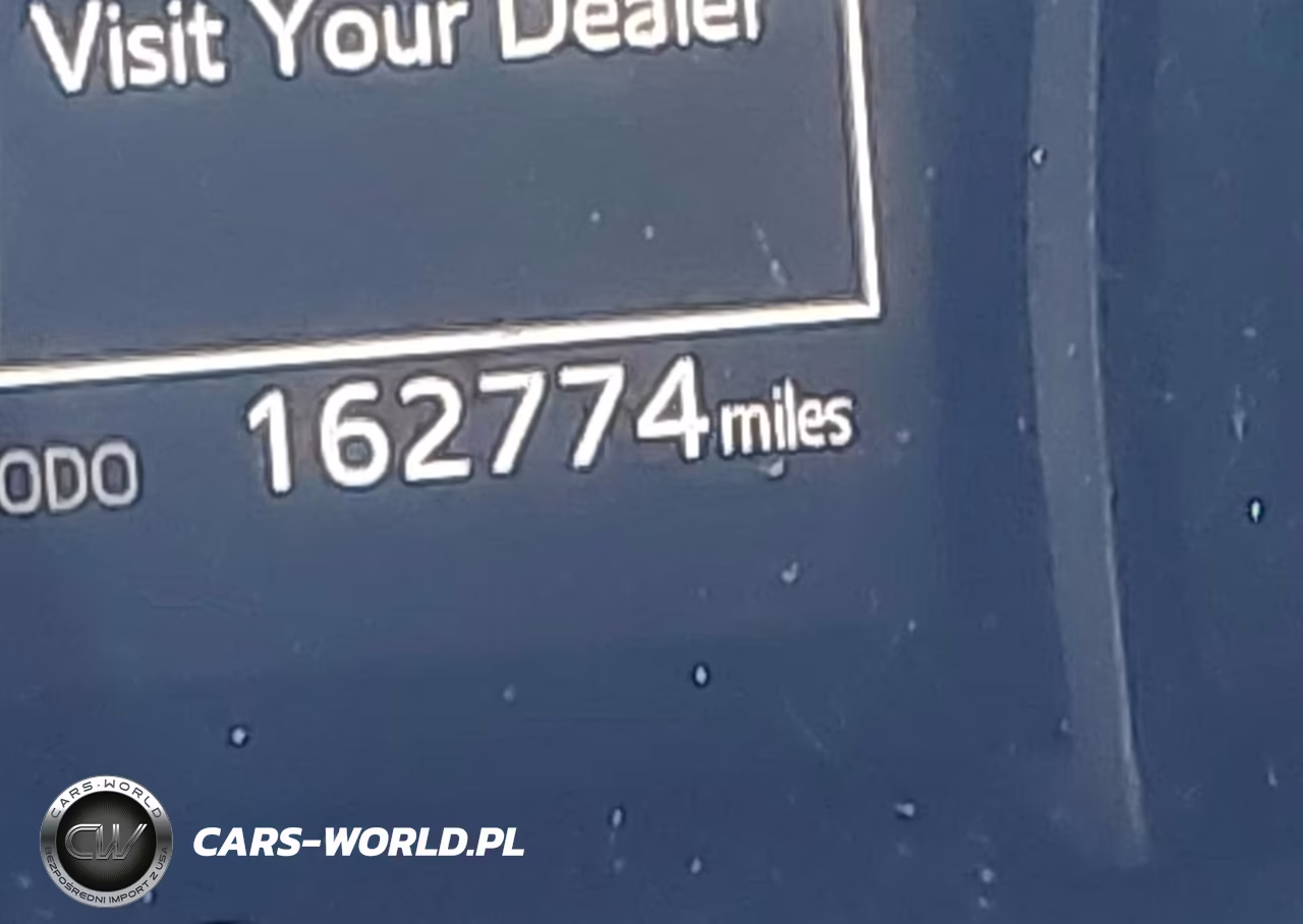 2018 Toyota Camry Le VIN:JTNB11HK3J3017677 - 15