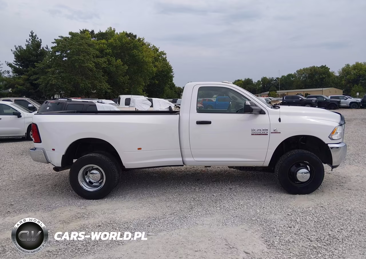 2018 Ram 3500 Tradesman 4X4 8' Box VIN:3C63RRAL4JG149533 - 13