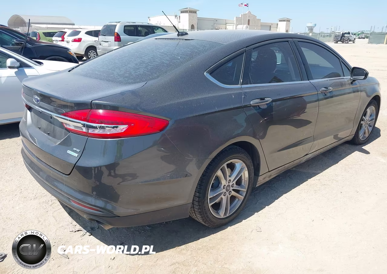 2018 Ford Fusion Se VIN:3FA6P0HD7JR194885 - 4
