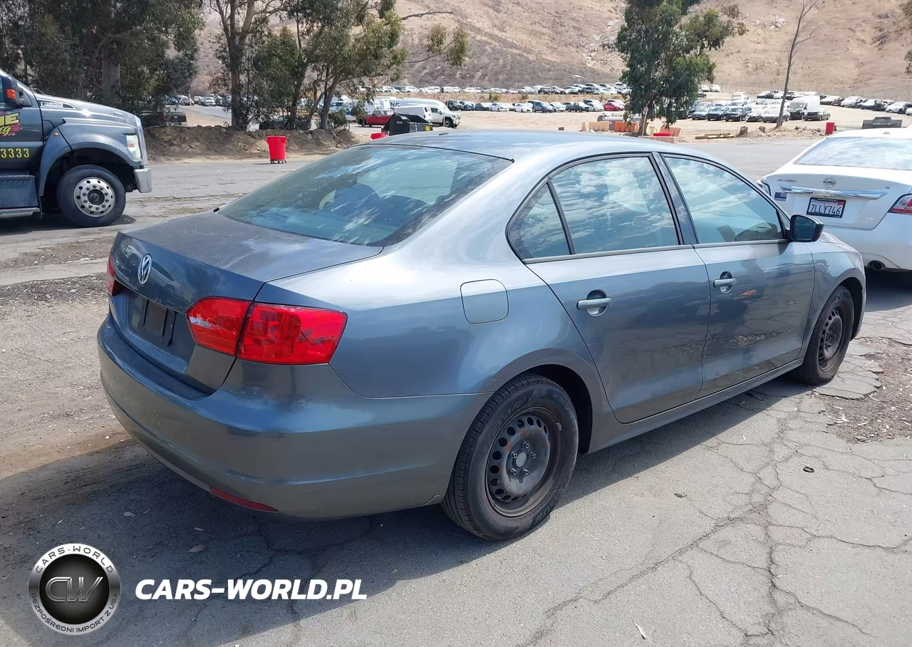 2012 Volkswagen Jetta 2.0L S VIN:3VW2K7AJ6CM408861 - 4