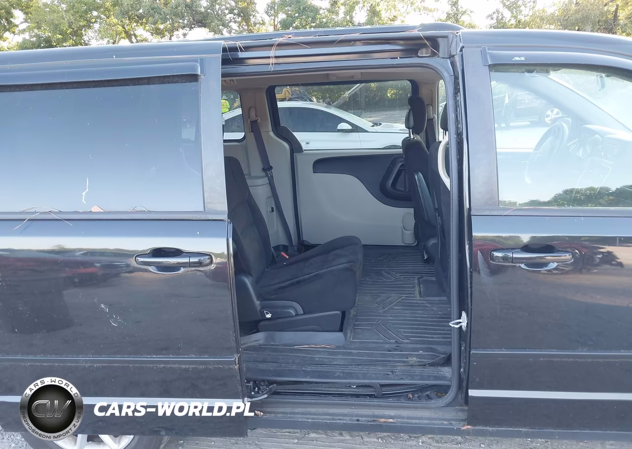 2015 Dodge Grand Caravan Sxt VIN:2C4RDGCG9FR556352 - 8