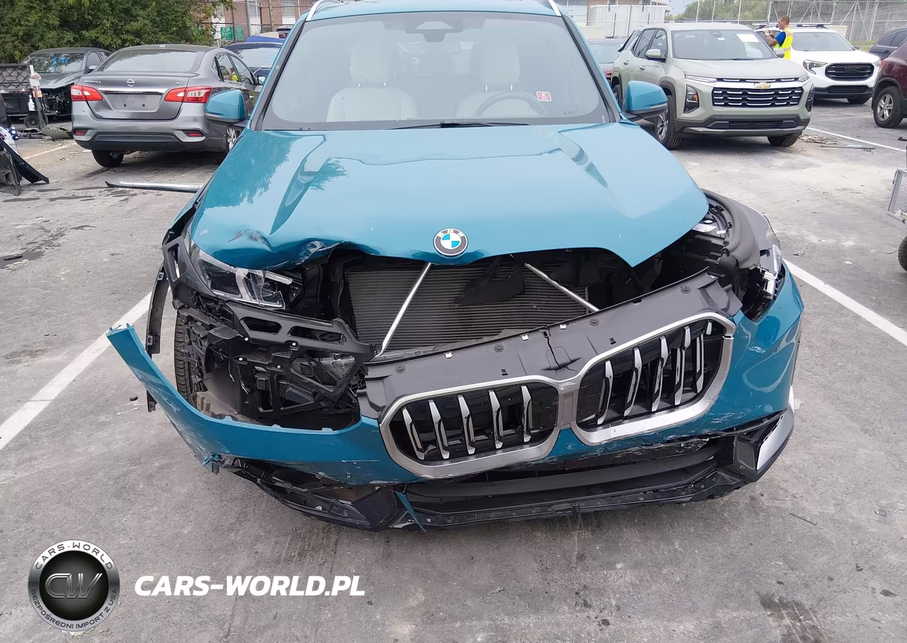 2025 BMW X1 xDrive28I VIN:WBX73EF09S5235497 - 12