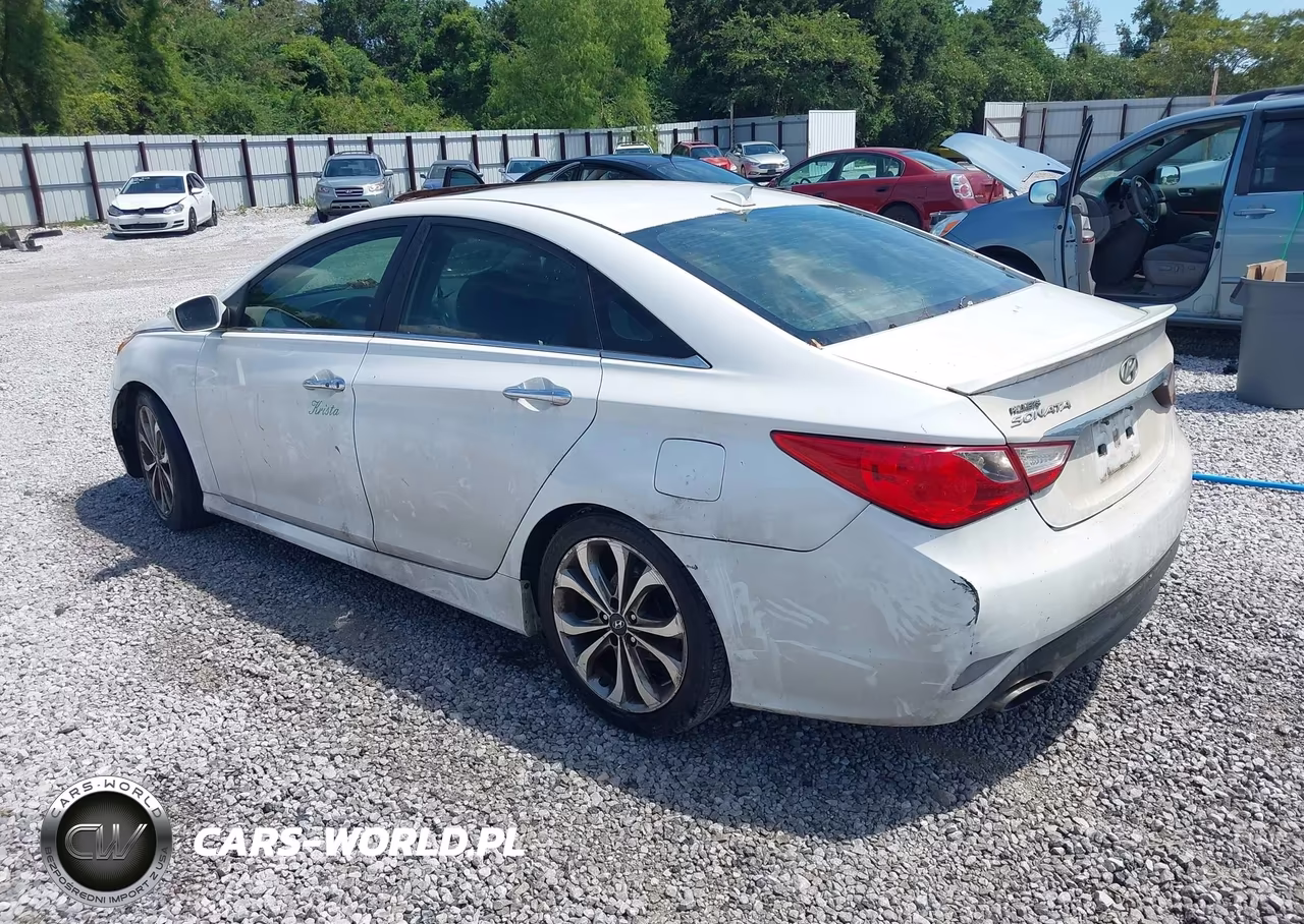 2014 Hyundai Sonata Se VIN:5NPEC4AC6EH816105 - 3