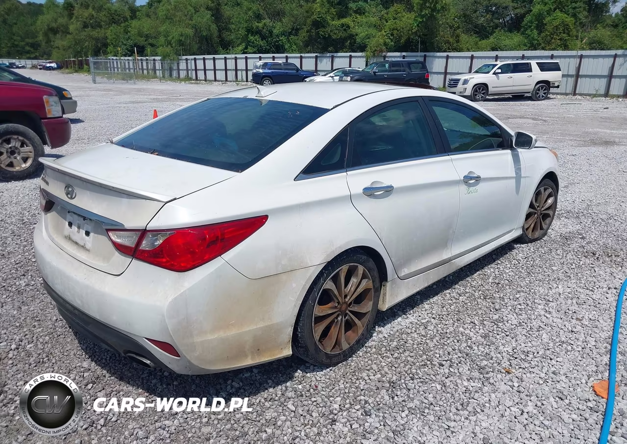 2014 Hyundai Sonata Se VIN:5NPEC4AC6EH816105 - 4
