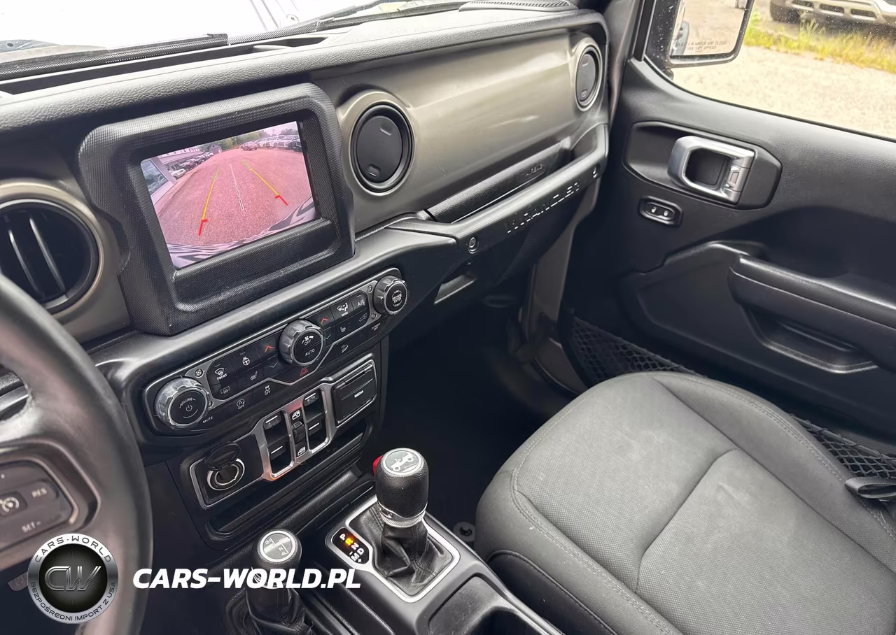 2018 Jeep Wrangler Unlimited Sport S 4X4 VIN:1C4HJXDG1JW272717 - 6