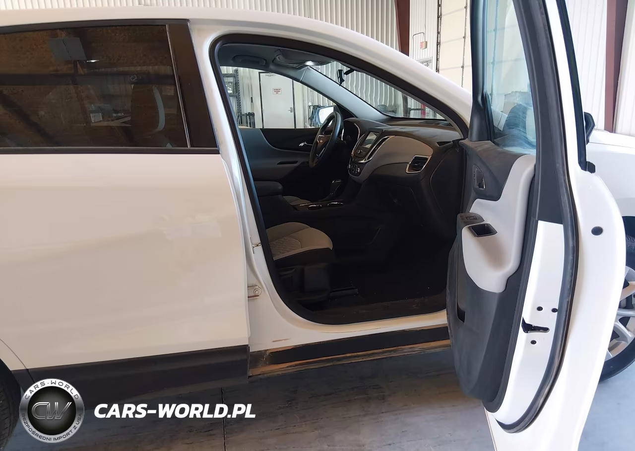 2018 Chevrolet Equinox Ls VIN:2GNAXREV6J6308962 - 5