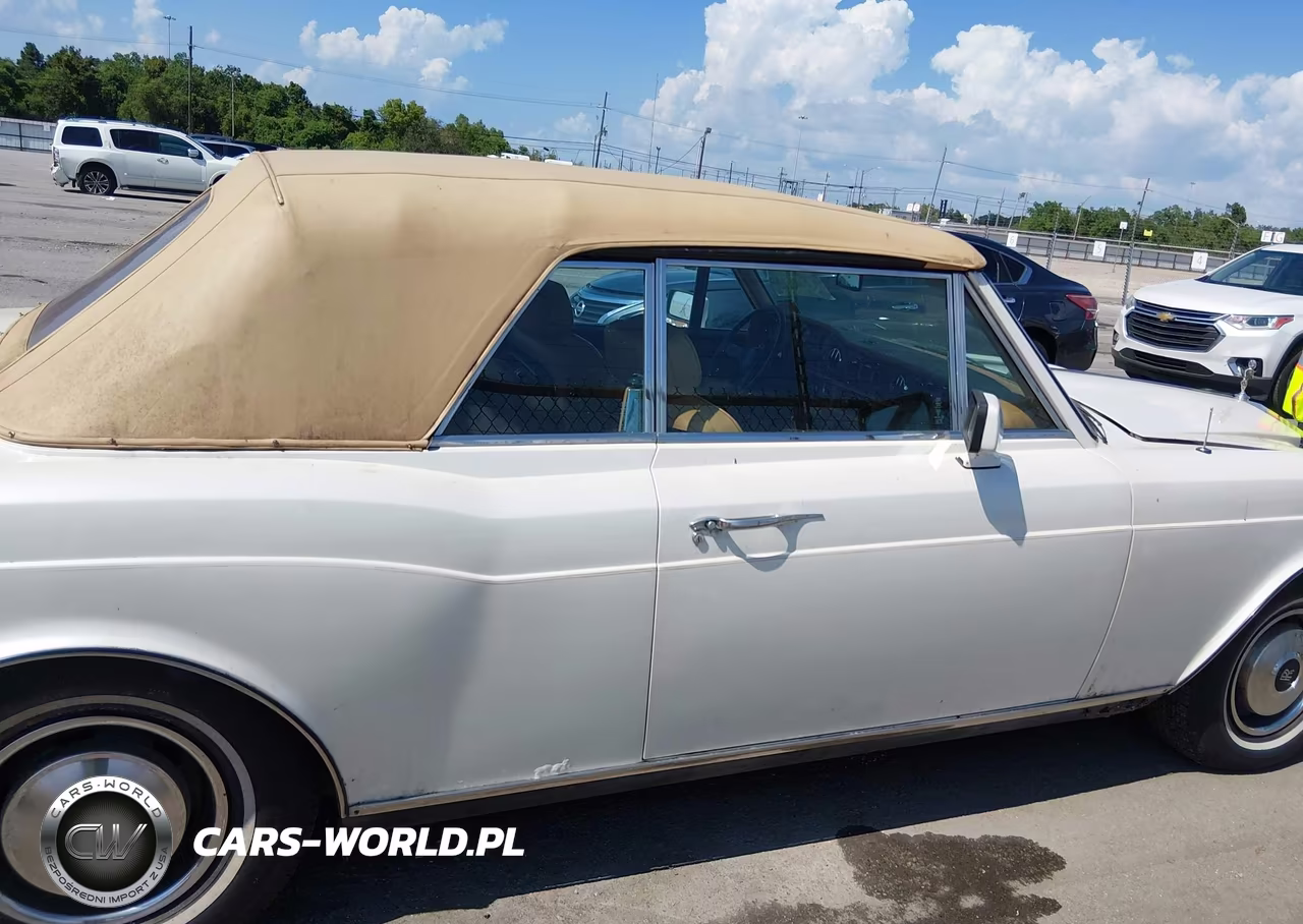 1985 Rolls-Royce Corniche VIN:SCAZD42A4FCX09795 - 13